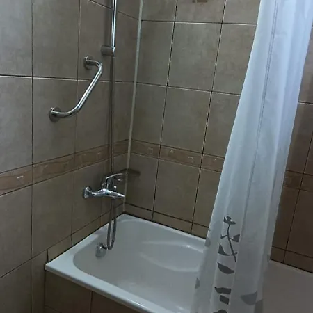 Apartment Fun House - Spacious Near Old Town